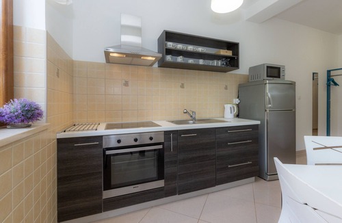 Duga Luka Apartment | stra Sea Side 2 Bedrooms apartment & sea view