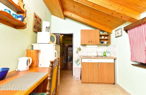Peruski Apartment | Studio apartment 2392/159906 (Istria - Peruški), 1500m from the beach