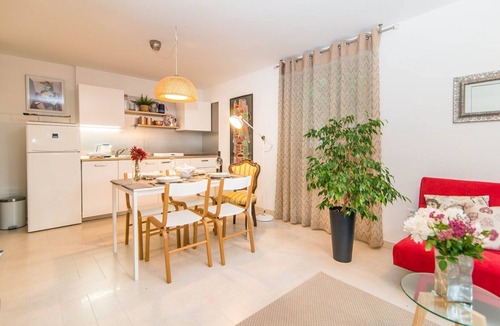 Opric Apartment | Studio Apartment in Villa Arta