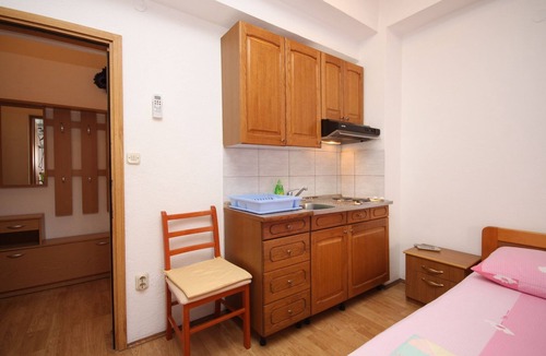 Kastel Kambelovac Apartment | Studio flat with air-conditioning Kaštel Kambelovac, Kaštela (AS-8627-d)