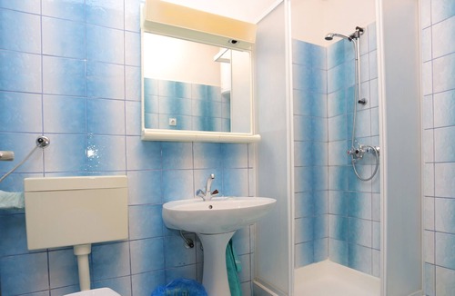 Lokva Rogoznica Apartment | Studio flat with balcony and sea view Lokva Rogoznica, Omiš (AS-18211-f)