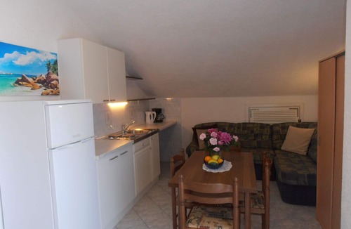 Sveti Anton Apartment | Studio flat with balcony Sveti Anton, Krk (AS-5288-a)