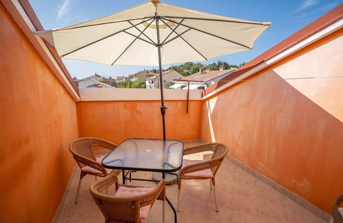 Cove Murtar Apartment | Studio flat with terrace and sea view Mali Lošinj, Lošinj (AS-20594-c)
