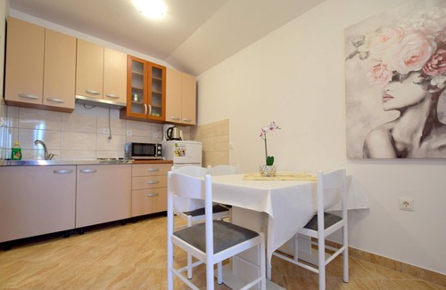 Sveti Anton Apartment | Studio flat with terrace Sveti Anton, Krk (AS-20477-a)