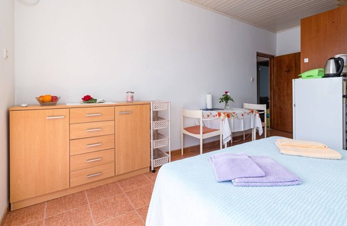 Skrbcici Apartment | Studio flat with terrace Skrbcici (Krk) (AS-21231-a)