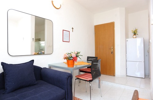 Marusici Apartment | Studio flat with terrace and sea view Marušići, Omiš (AS-1024-c)
