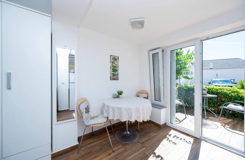 Novalja Apartment | Studio flat with terrace Novalja, Pag (AS-25685-a)