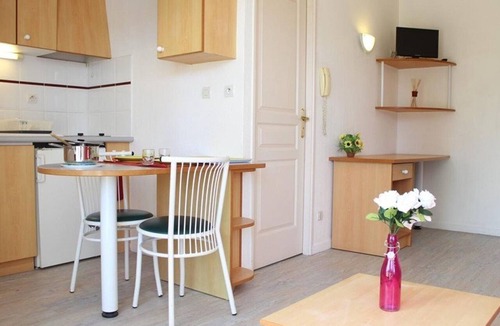 La Rochelle Apartment | Studio for 2 near beach and port La Rochelle