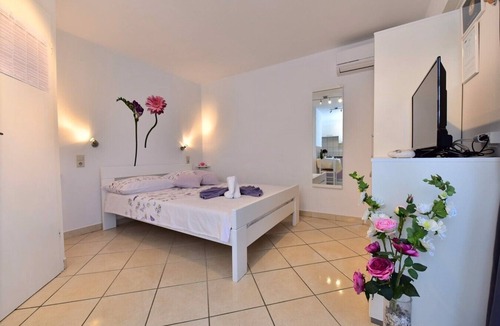 Salatic Apartment | Studio for 2 people, quiet location, barbecue facilities