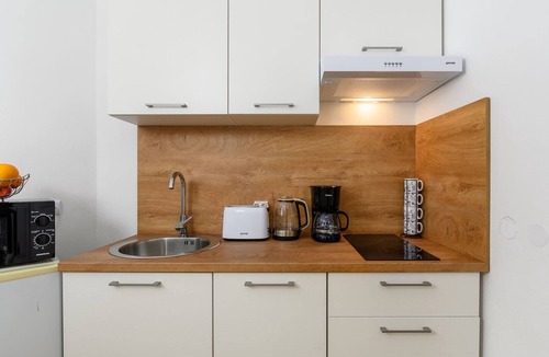 Drenje Apartment | Studio in Drenje near Beaches & Heated Pool