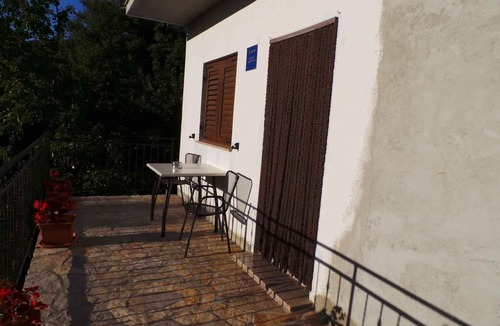 Plomin Apartment | Studio with air conditioning