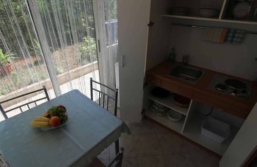 Porat Apartment | Studio with air conditioning and terrace