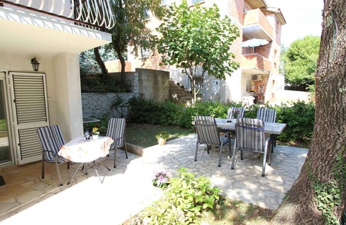 Porat Apartment | Studio with air conditioning and terrace