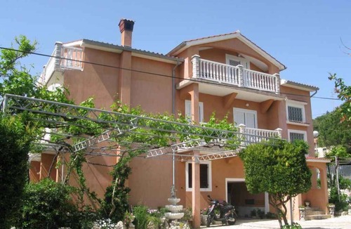 Palit Apartment | Studio with balcony and air conditioning