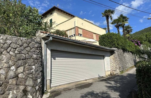 Opatija Apartment | Studio with private garage, center, seaview, private terrace