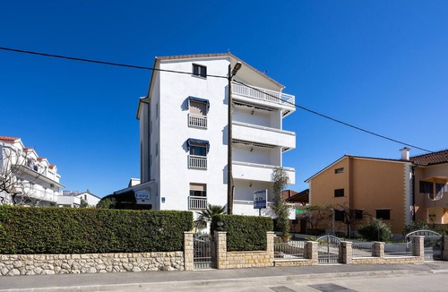 Kastel Stafilic Apartment | Stunning apartment in Kastel Stafilic