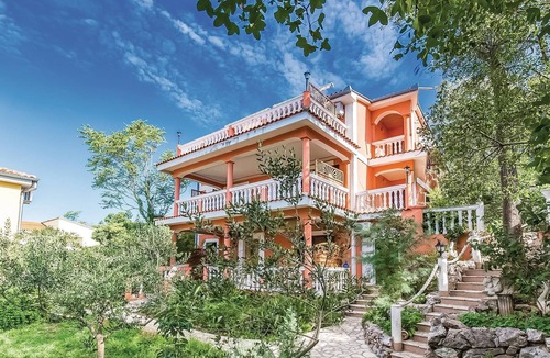 Dramalj Apartment | Stunning apartment in Crikvenica with WiFi