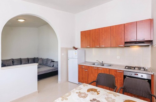 Hodilje Apartment | Stunning apartment in Hodilje with house sea view