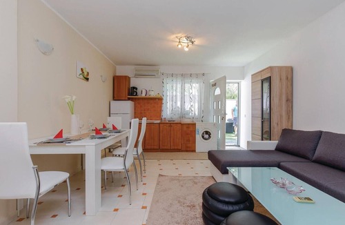 Zurkovo Apartment | Stunning apartment in Kostrena with WiFi