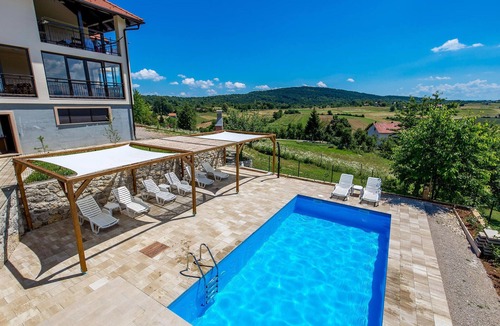 Rakovica Apartment | Stunning apartment in Rakovica