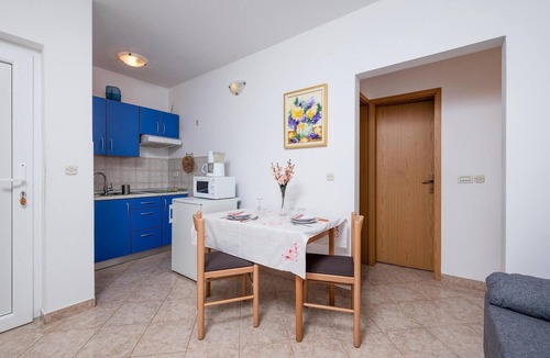 Banjole Apartment | Stunning apartment in Pula with WiFi