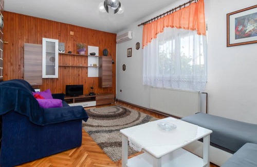 Smrika Apartment | Stunning apartment in Smrika with 2 Bedrooms and WiFi