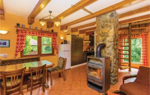 Presika House | Stunning Home In Blazevci With Wifi