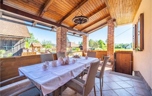 Bosiljevo House | Stunning Home In Bosiljevo