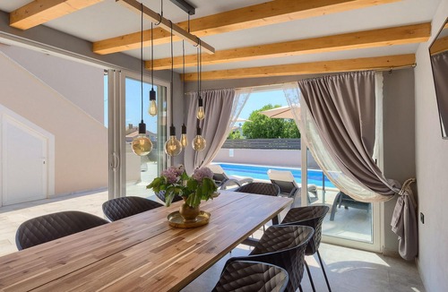 Becici House | Stunning home in Labin - Rabac