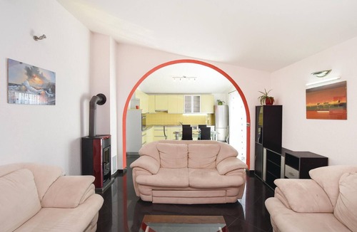 Omis House | Stunning home in Omis