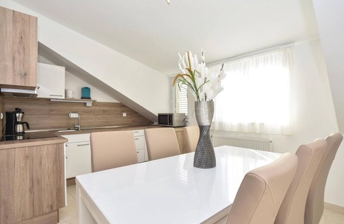 Srinjine House | Stunning home in Podstrana with WiFi
