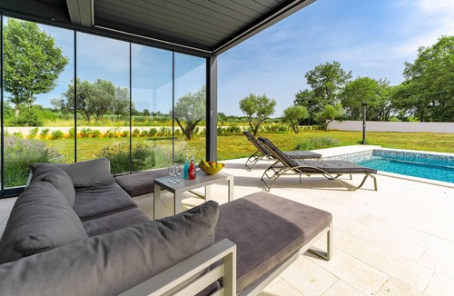 Gajana House | Stunning home in Pula