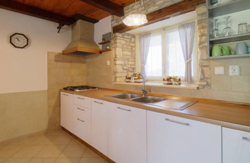 Sarici House | Stunning home in Sarici