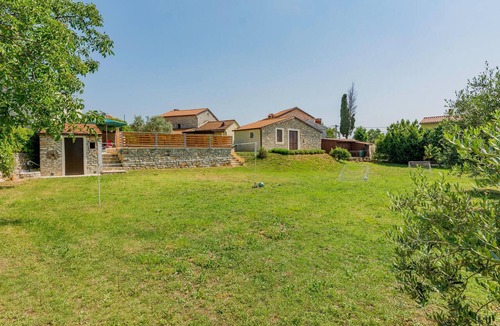 Sarici House | Stunning home in Sarici