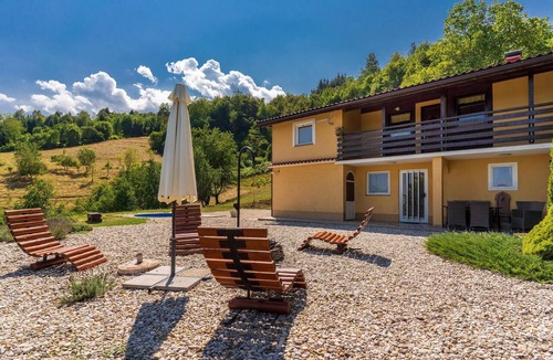 Vrbovsko House | Stunning home in Vrbovsko