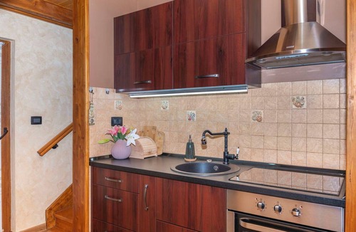 Brestova Draga House | Stunning private villa for 6 people with private pool, WIFI, hot tub, TV and terrace