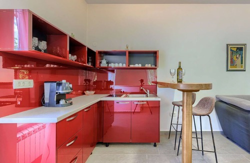 Nedescina House | Stunning private villa for 8 guests with private pool, WIFI, A/C, TV and terrace