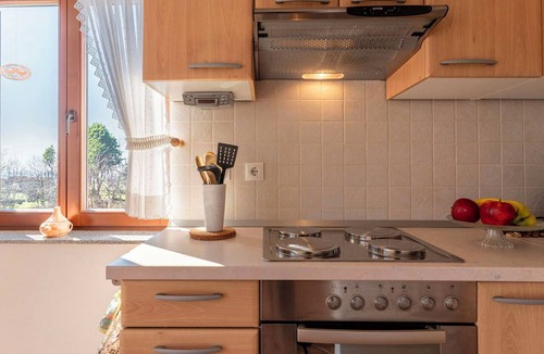 Opatija House | Stunning private villa for 6 people with A/C, WIFI, TV, terrace and pets allowed