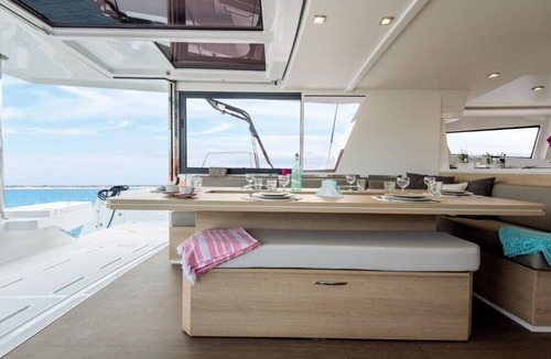 Alimos Boat Rental | Sun-Kissed Sailing Adventure in Islas Sarónicas