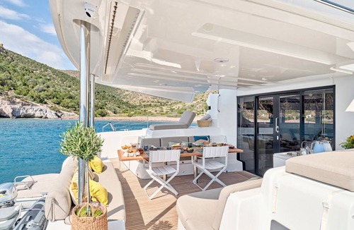 Alimos Boat Rental | Sun-Kissed Sailing Adventure in Islas Sarónicas