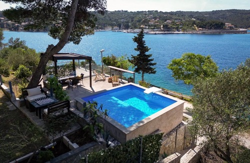 Rogac Villa | Sun Spalato Villa Mistral with Heated Pool