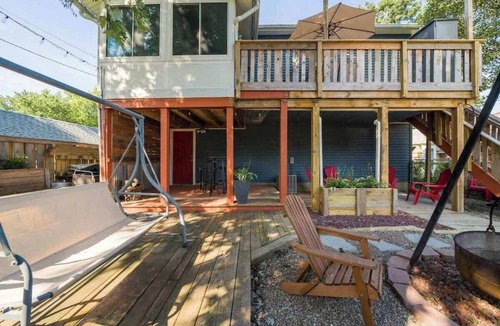 West Irondequoit House | Super cozy! Central AC-KING bed