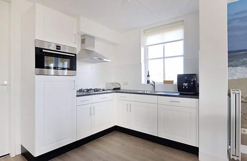 Noordwijk aan Zee House | Tapuit 8 by Interhome