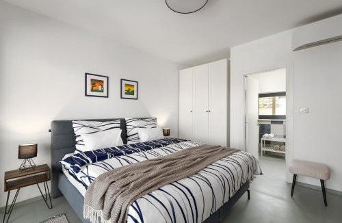 Drenje House | The mediterranean collection of sea view houses