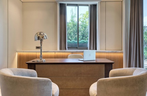 Mets Apartment | The One Acropolis