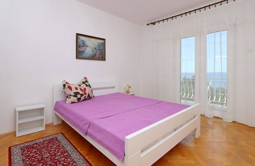 Klenovica Apartment | Three bedroom apartment with balcony and sea view Klenovica, Novi Vinodolski (A-5516-a)