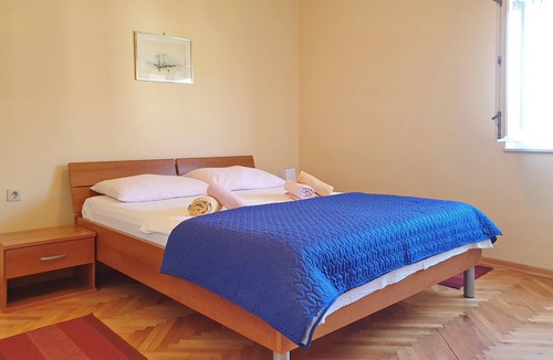 Silo Apartment | Three-bedroom Apartment 300m from Sea
