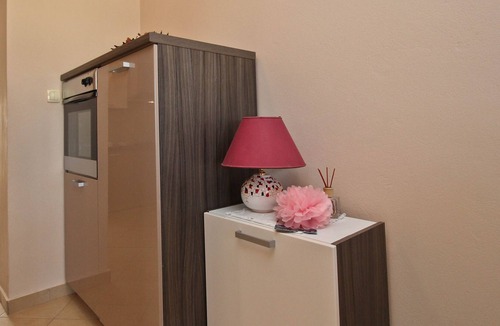 Soline Apartment | Three-bedroom Apartment with Sea View
