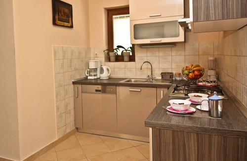 Soline Apartment | Three-bedroom Apartment with Sea View