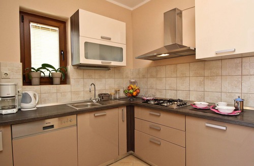 Soline Apartment | Three-bedroom Apartment with Sea View